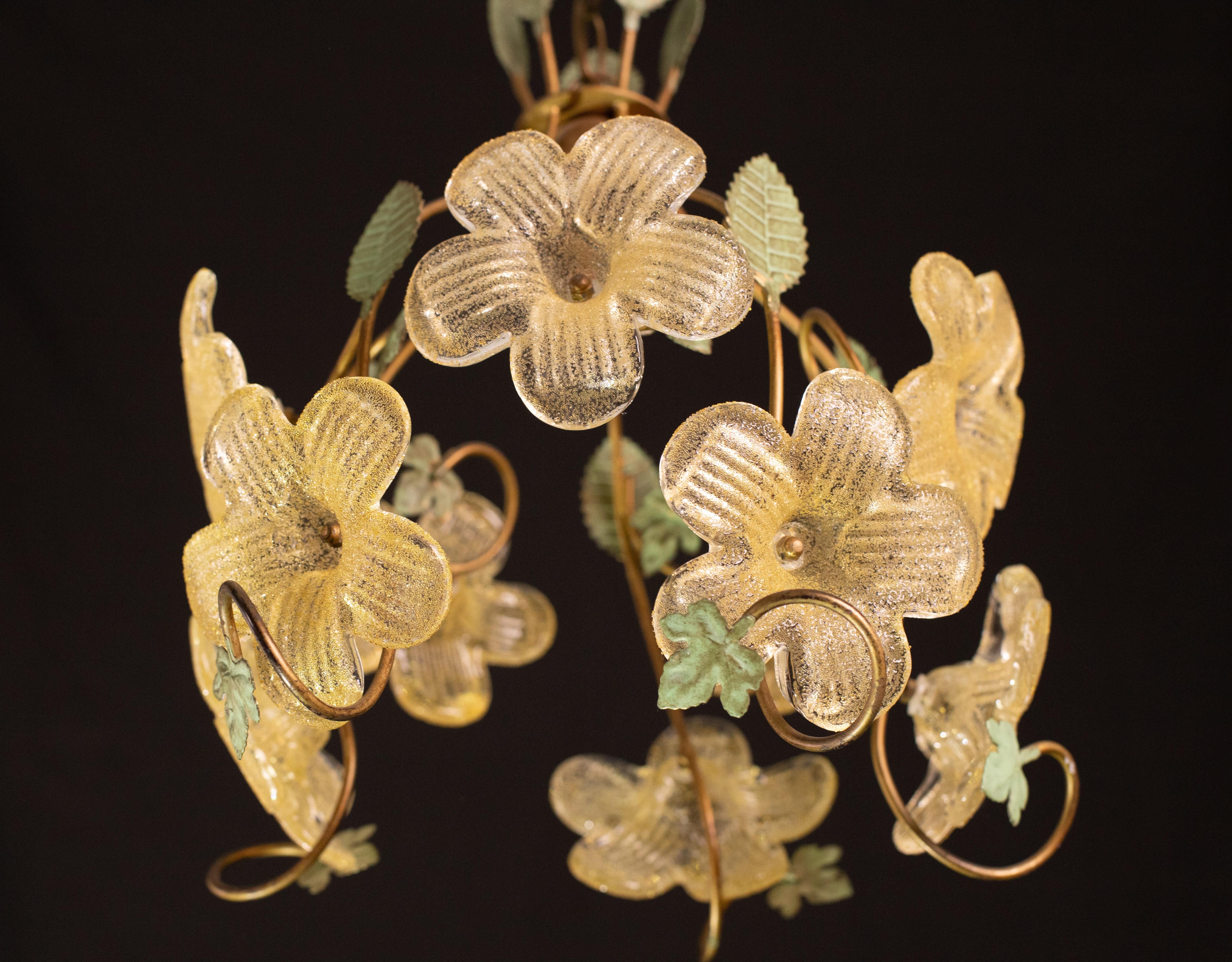 Pretty Set of 2 Murano Gold Flower, 1970 For Sale 9