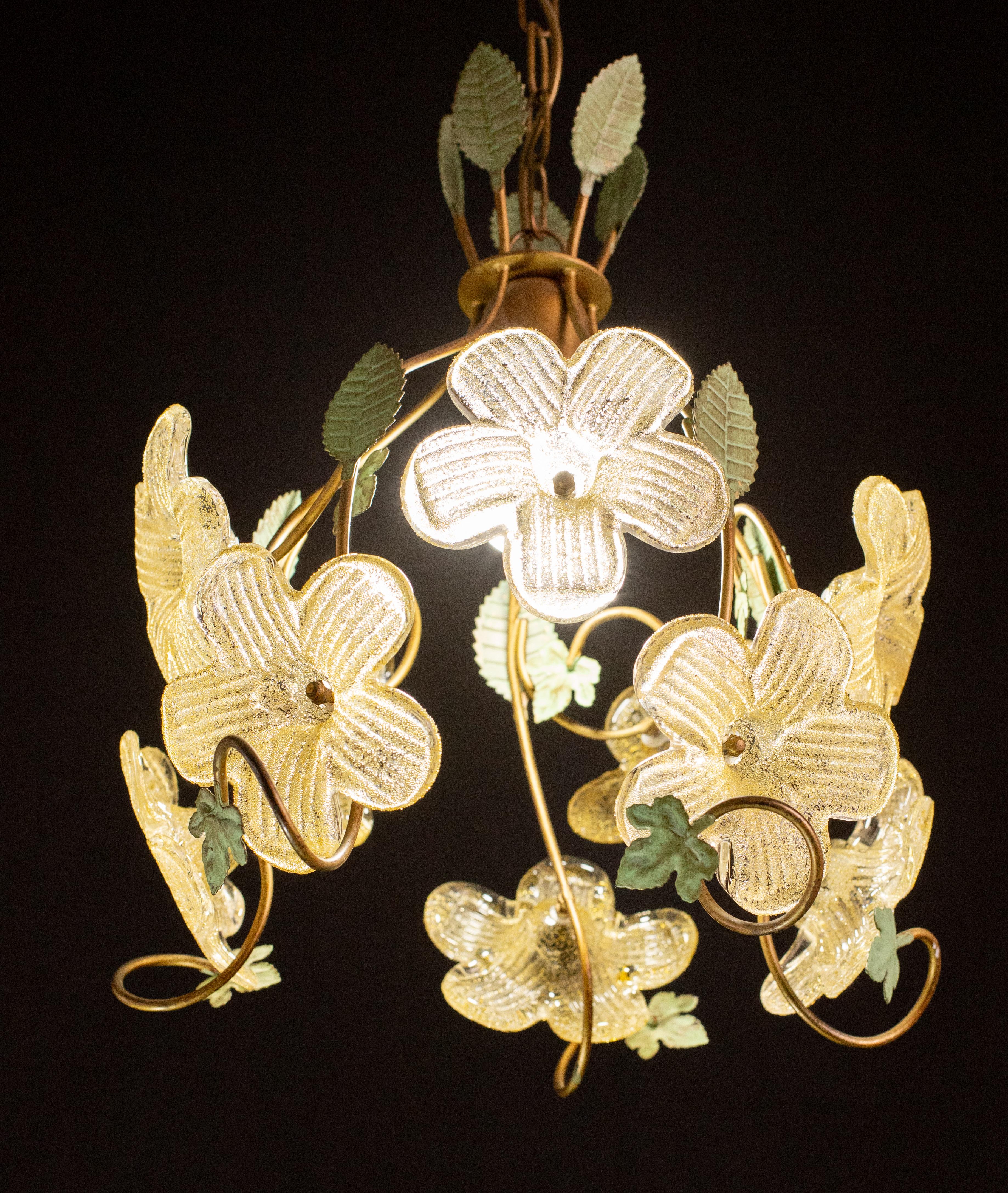 Pretty Set of 2 Murano Gold Flower, 1970 For Sale 1