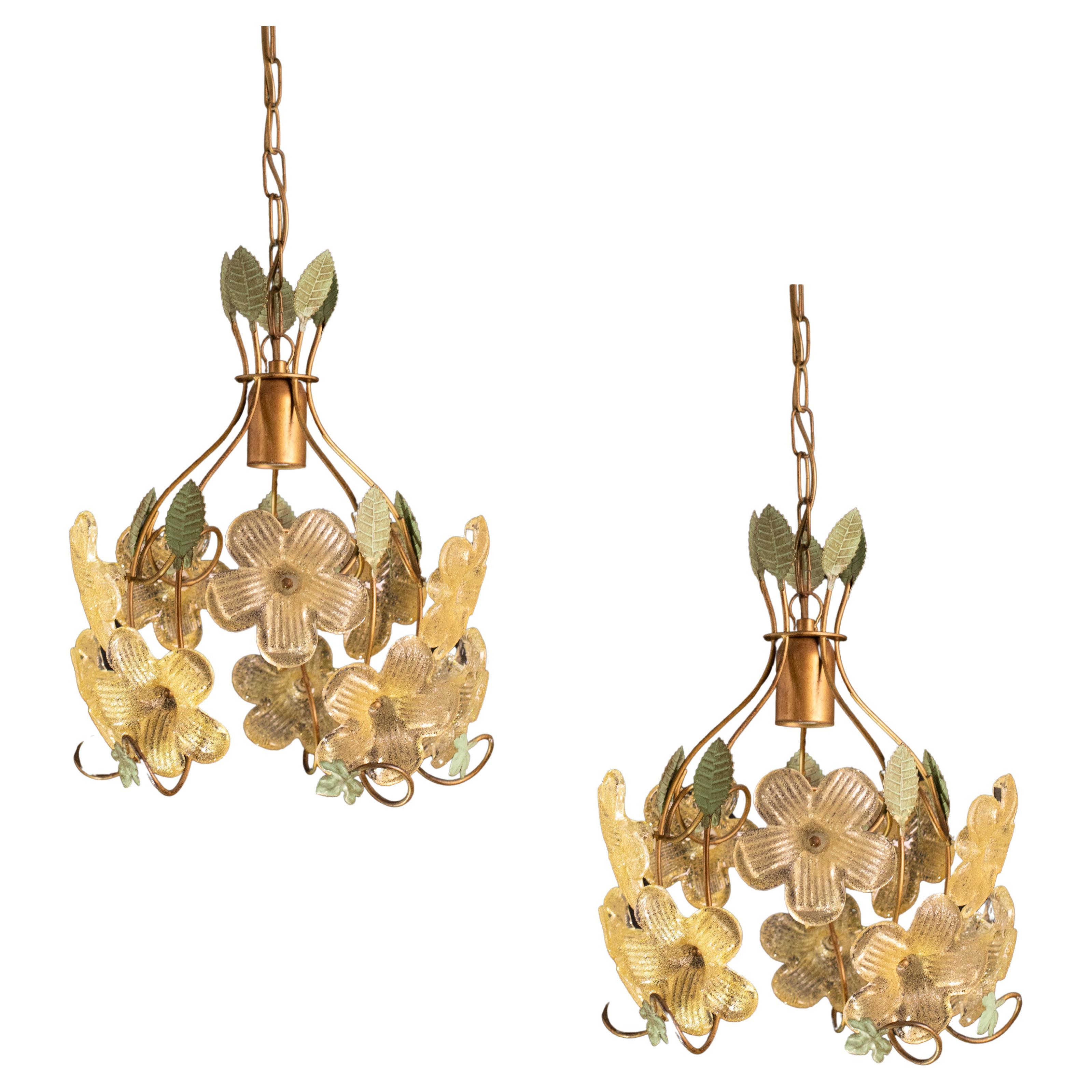 Pretty Set of 2 Murano Gold Flower, 1970 For Sale