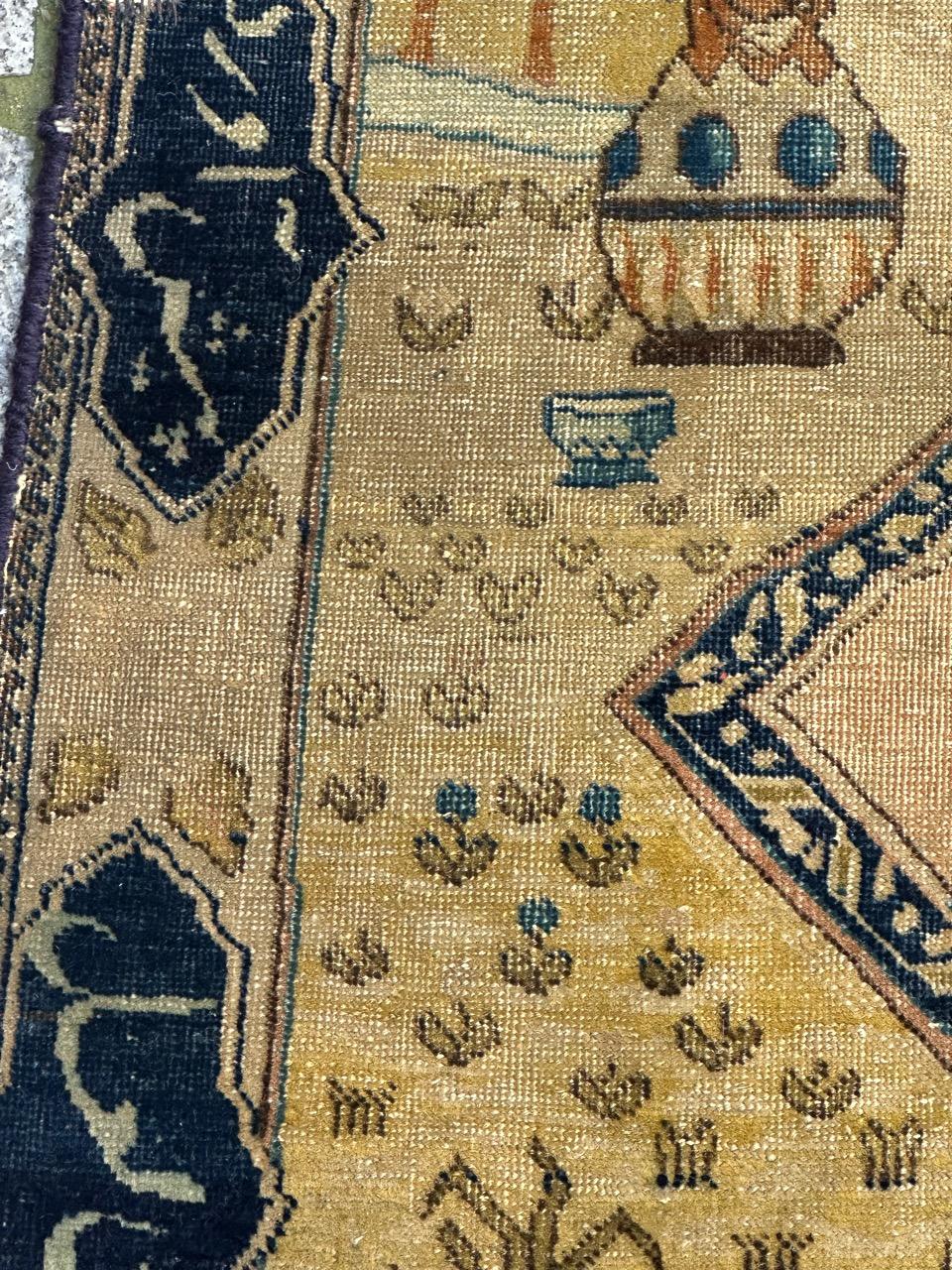 Grazioso piccolo tappeto Tabriz pittorico del XIX secolo in vendita 7
