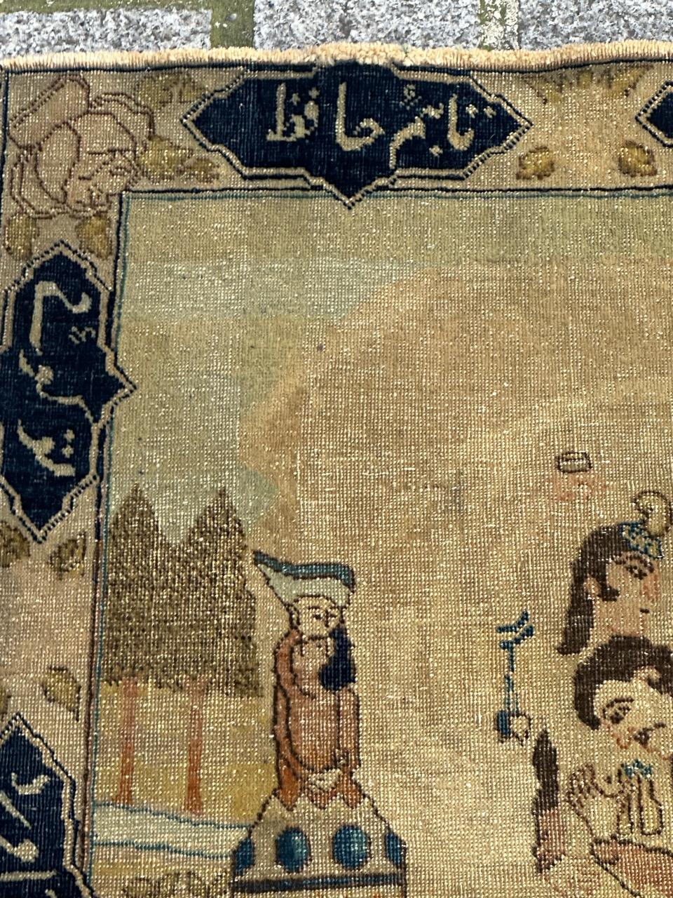 Annodato a mano Grazioso piccolo tappeto Tabriz pittorico del XIX secolo in vendita