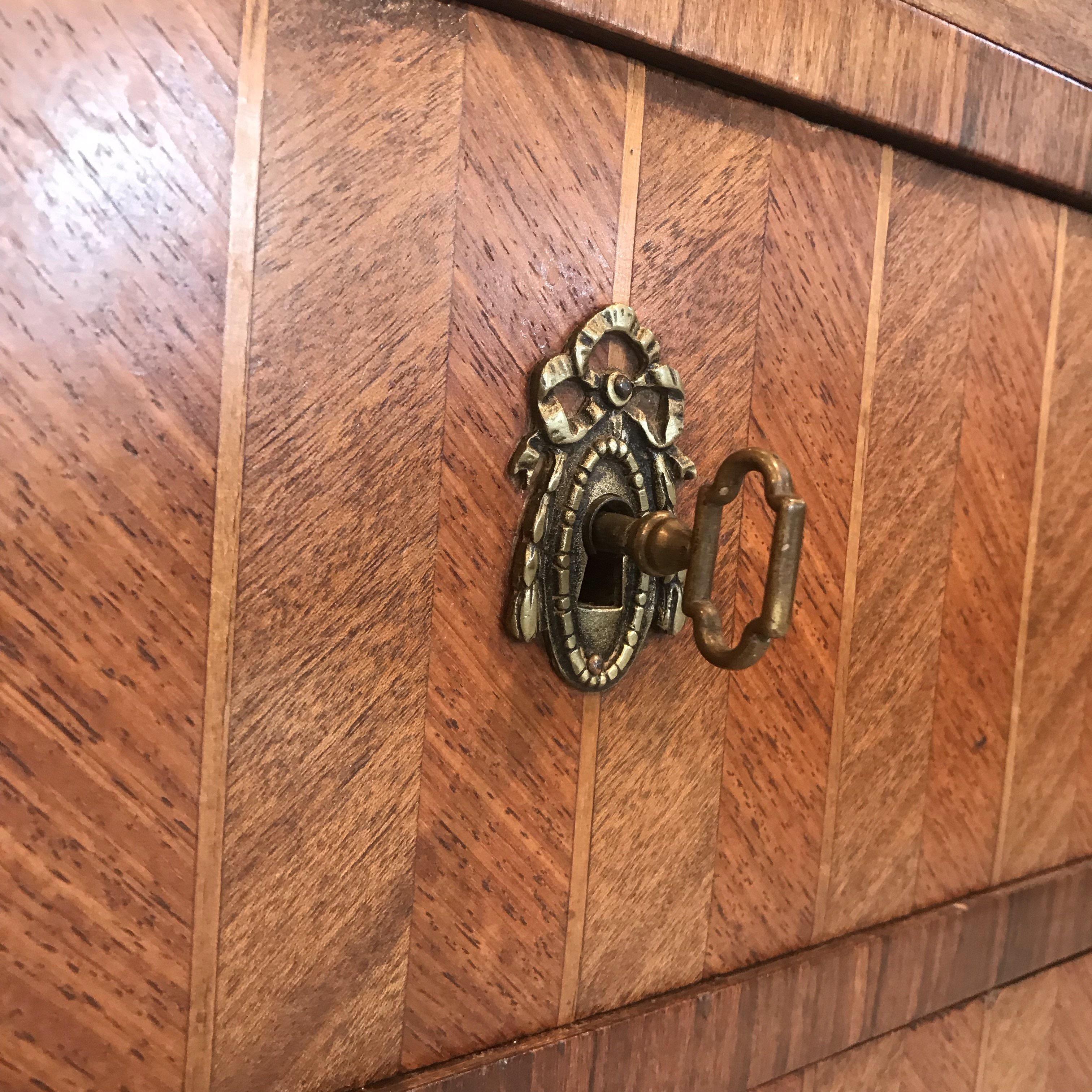 Pretty Small French Inlaid Marquetry Three-Drawer Commode with Marble Top 8