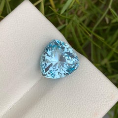 Pretty Swiss Blue Topaz Loose Gemstone 7.55 Carats Lovely Topaz Stone