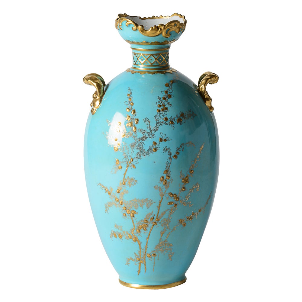 Joli vase ancien turquoise et or surélevé de Royal Crown Derby, vers 1910