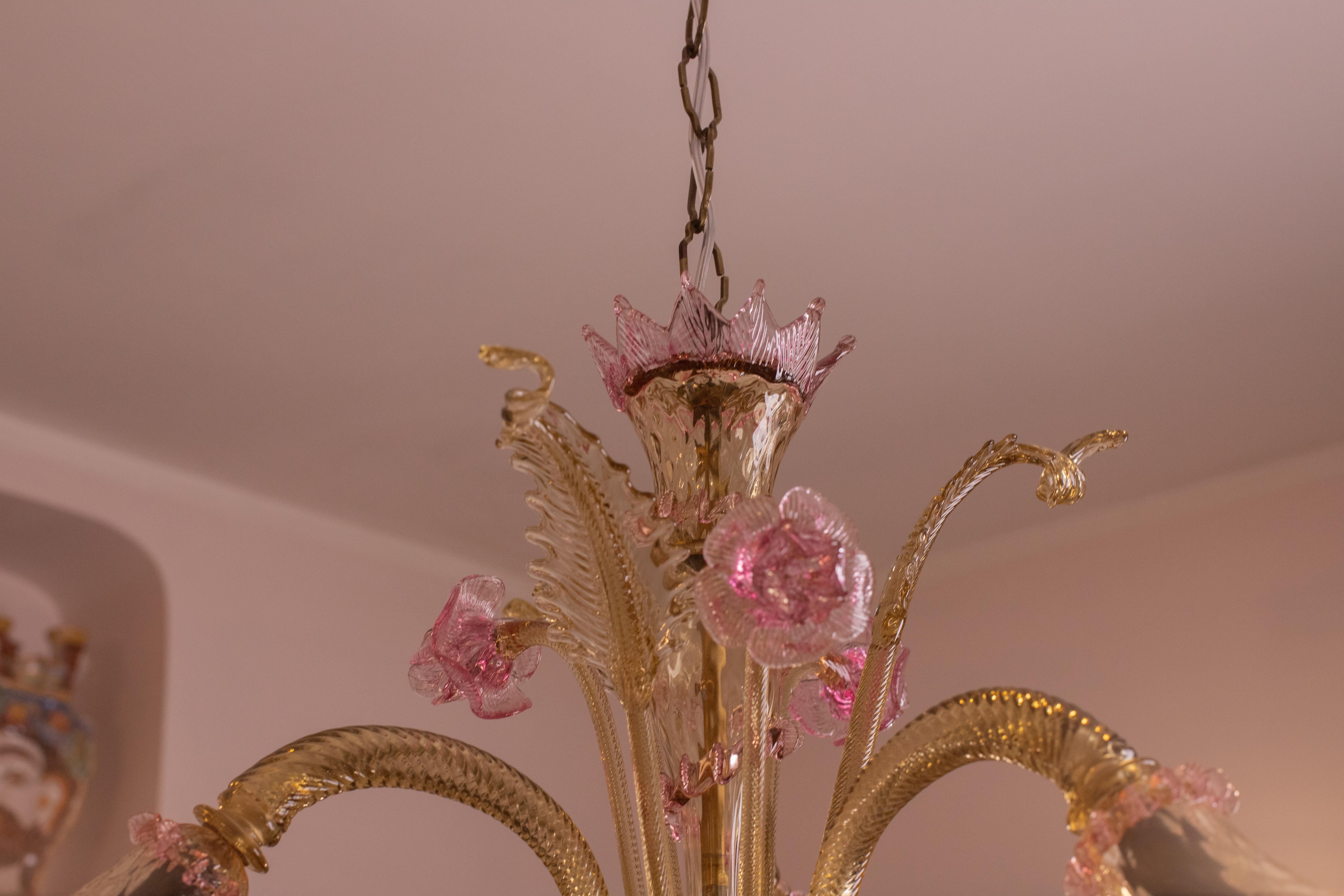 Pretty Venetian Chandelier, Pink and Gold Glass, 1950s For Sale 9