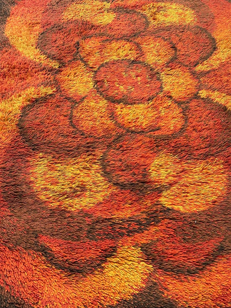 Hübscher skandinavischer Desso-Teppich aus den 1970er Jahren (Ende des 20. Jahrhunderts) im Angebot