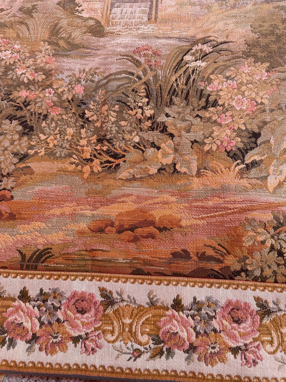 Bobyrug’s Pretty Vintage Aubusson Style French Jaquar Tapestry In Excellent Condition For Sale In Saint Ouen, FR