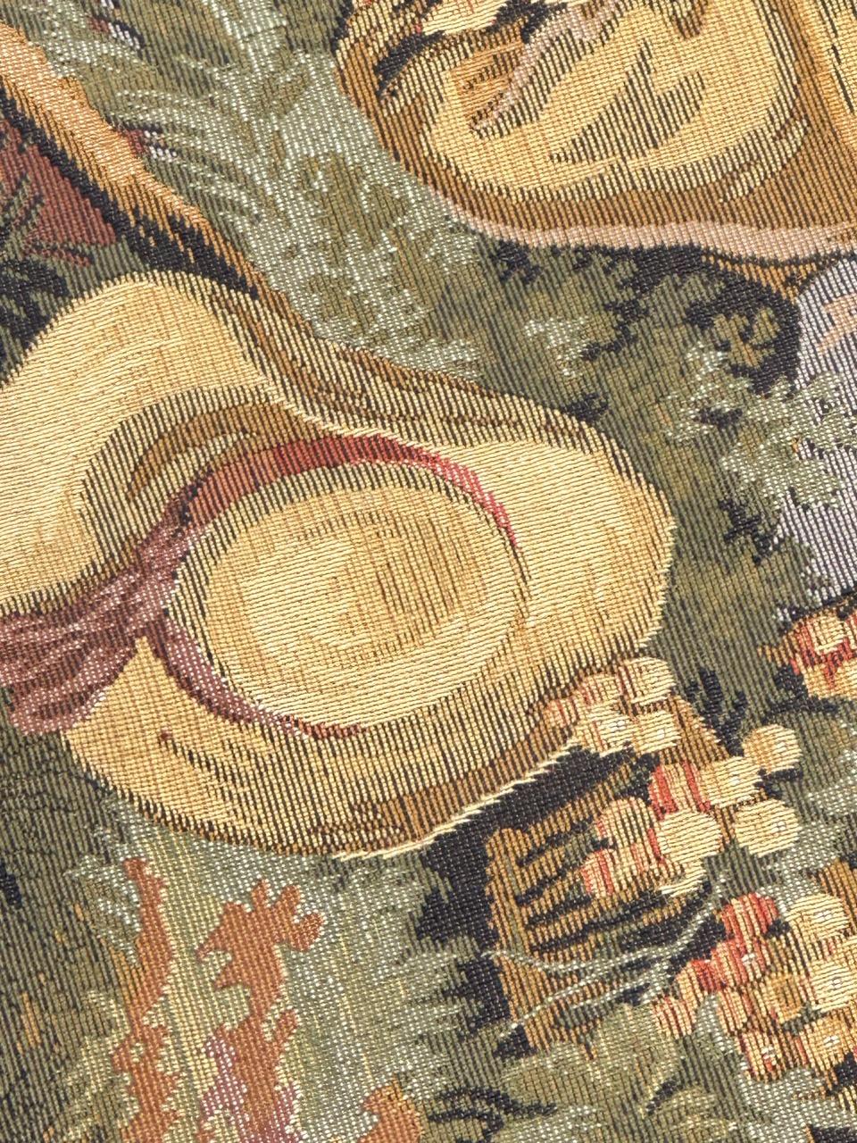 Grazioso arazzo jacquard stile Aubusson d'epoca in vendita 12
