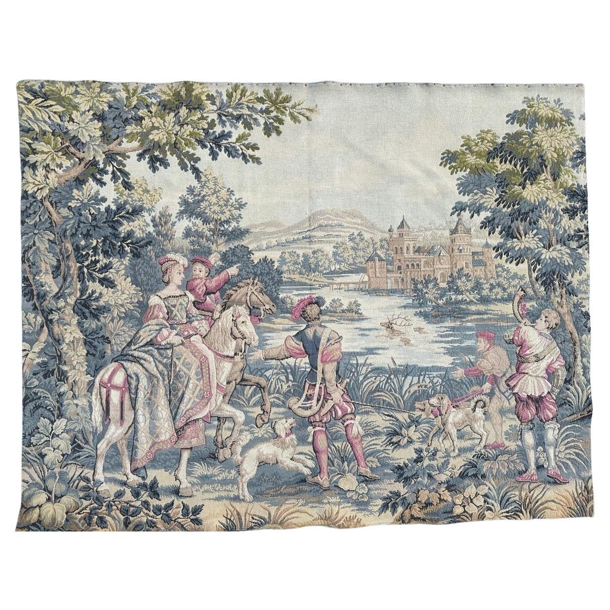 Grazioso arazzo jacquard in stile Aubusson vintage dal design medievale