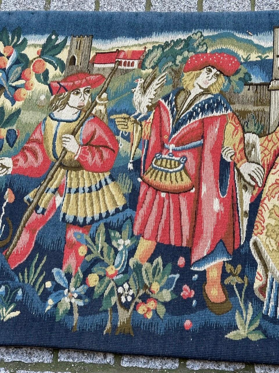 Hübsche Vintage Aubusson Stil médiéval Design Jacquard Wandteppich (Mittelalterlich) im Angebot