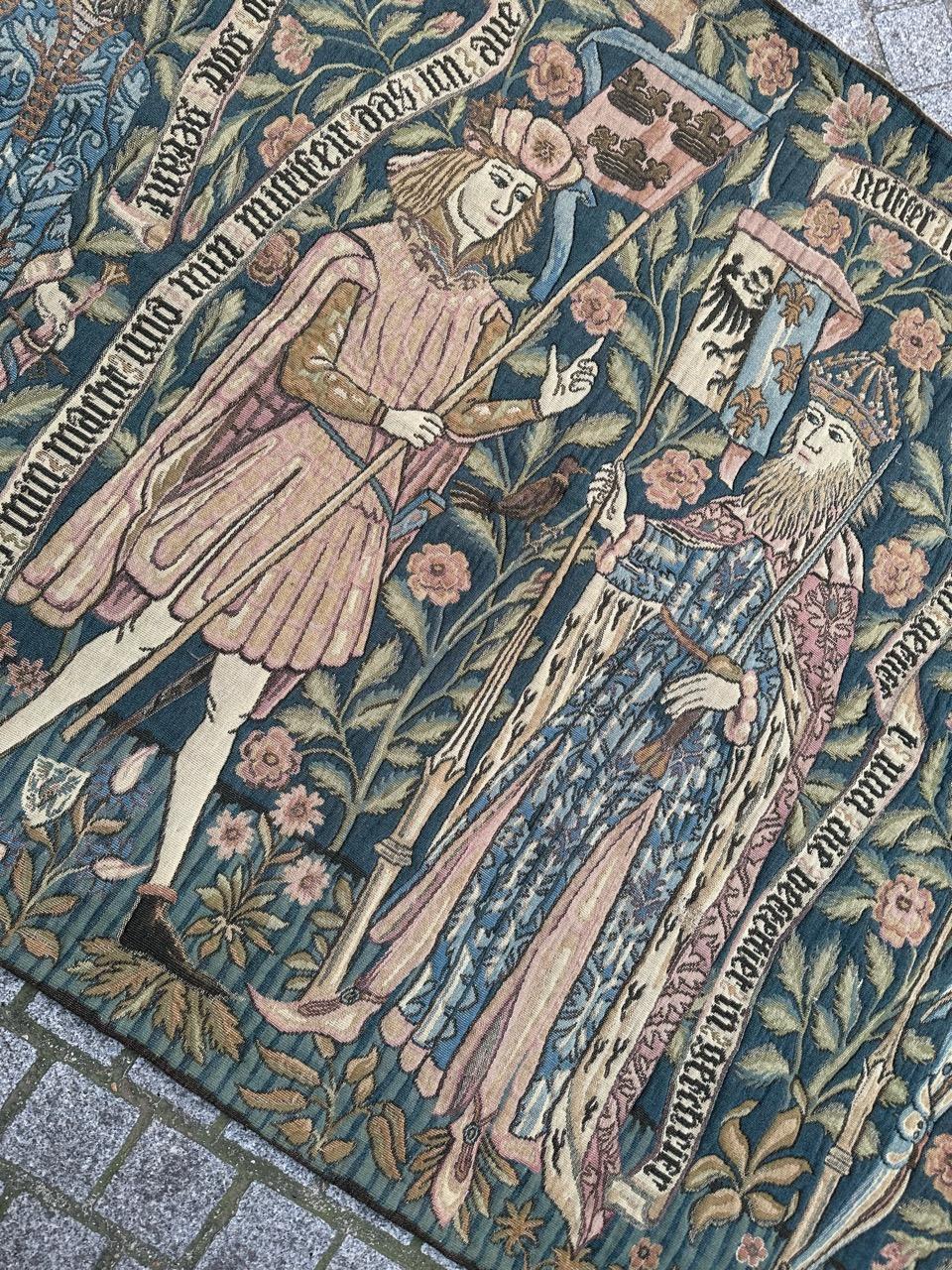 Grazioso arazzo jacquard d'epoca in stile museo medievale Aubusson in vendita 3