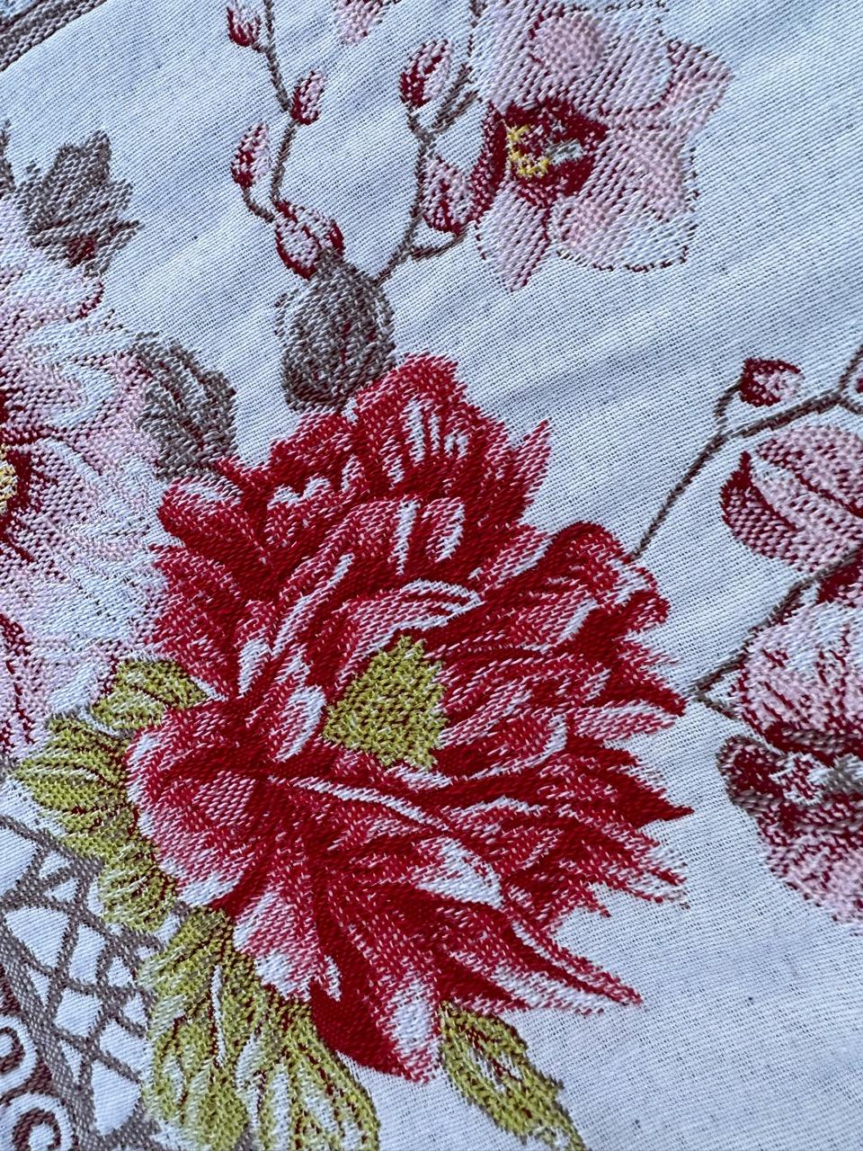 Bobyrug's Pretty Vintage Aubusson Style Tapestry or Cover (Tapisserie ou couverture vintage de style Aubusson) en vente 7
