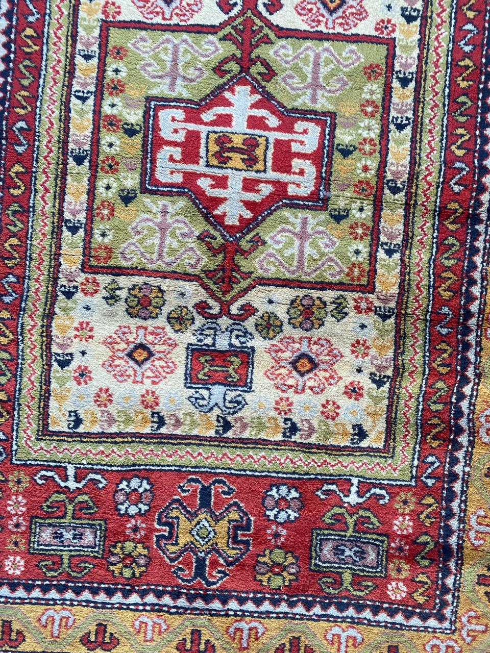 Kazak Bobyrug’s Pretty Vintage Azerbaïdjan Rug For Sale