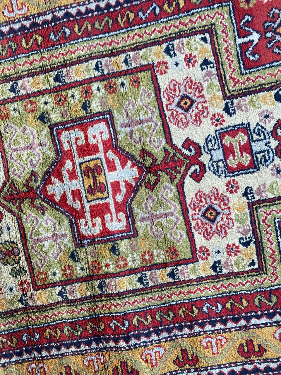 Azerbaijani Bobyrug’s Pretty Vintage Azerbaïdjan Rug For Sale