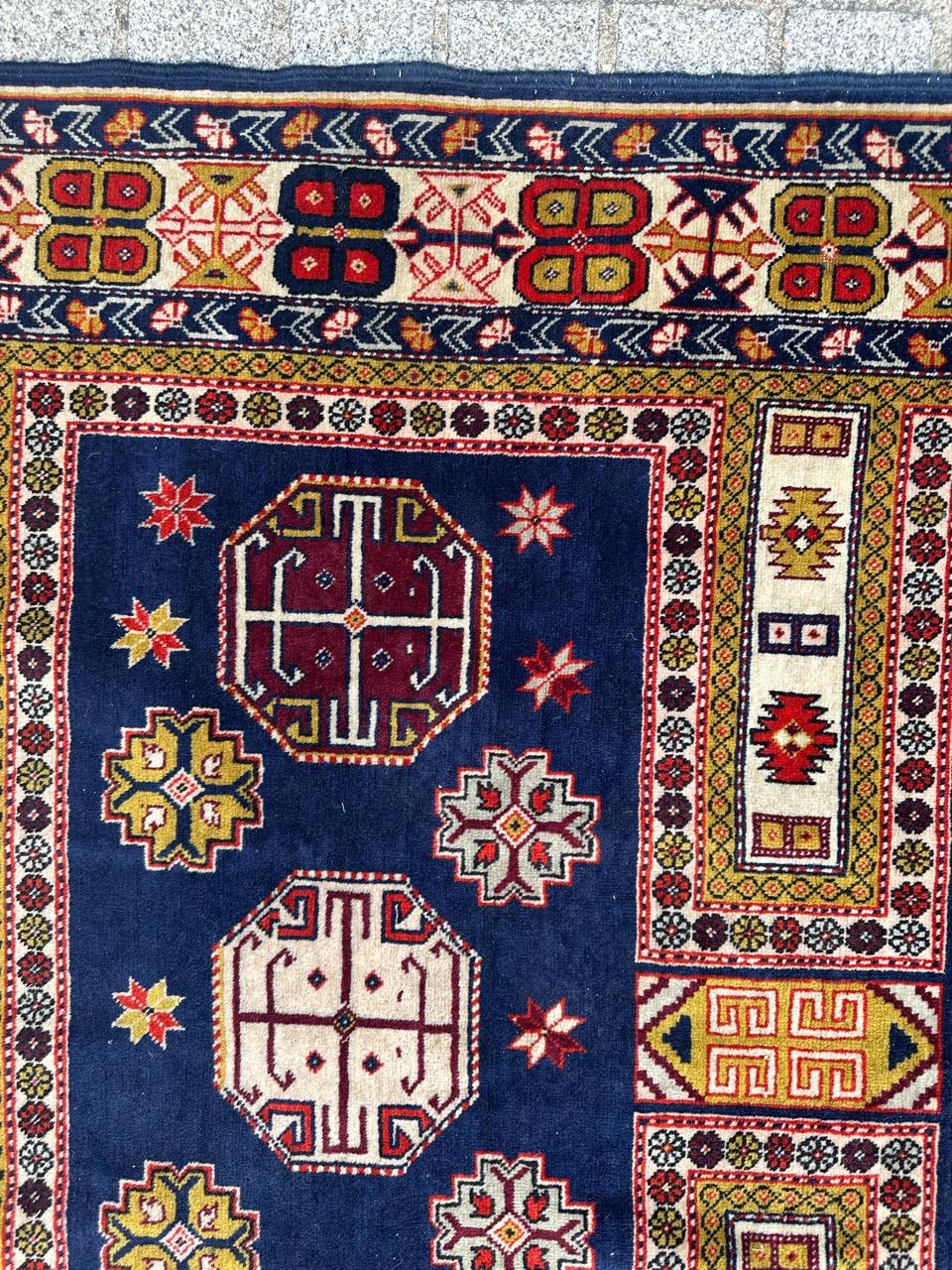 Bobyrug’s Pretty vintage Azerbaijan shirwan rug  In Good Condition For Sale In Saint Ouen, FR