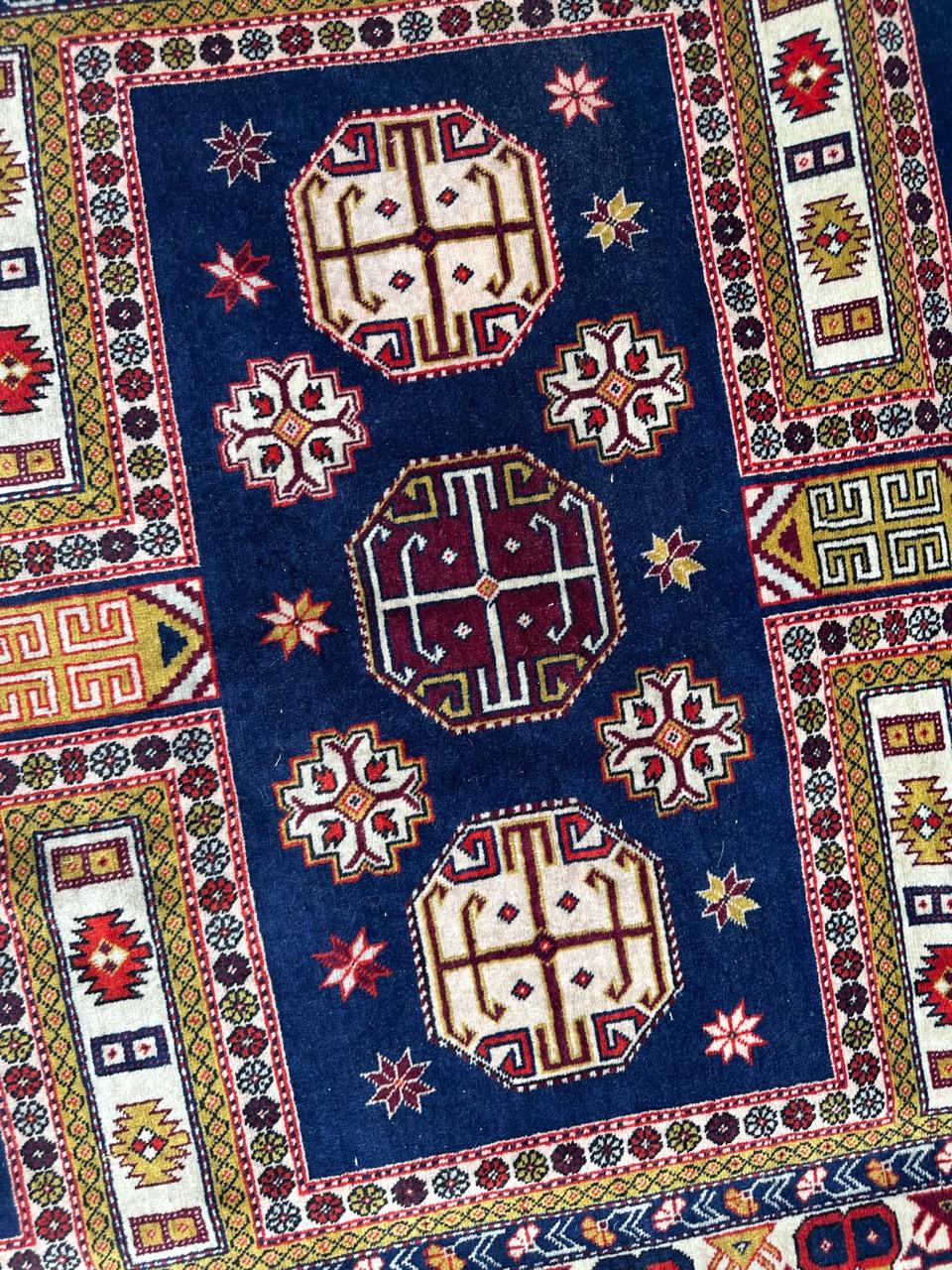 Bobyrug's Pretty vintage Aserbaidschan shirwan Teppich (Wolle) im Angebot