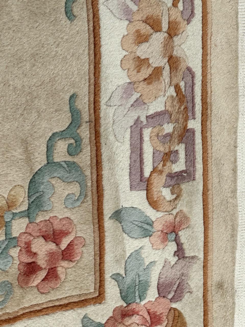pretty vintage Chinese art deco design rug For Sale 4