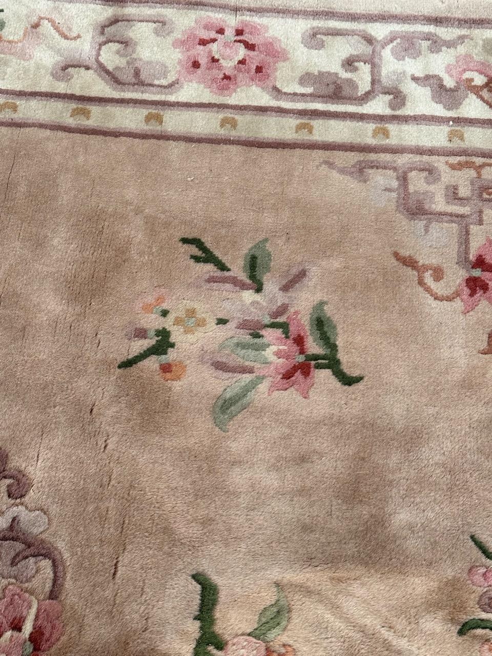 pretty vintage Chinese art deco design rug For Sale 4