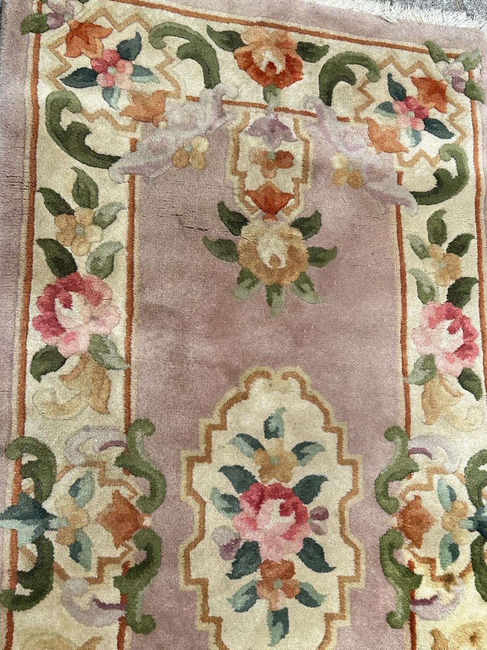 Beautiful mid century Chinese rug with an art deco style design and nice colours with a light purple field, orange, green, red , yellow and purple, entirely hand knotted with wool on cotton foundation 

✨✨✨
