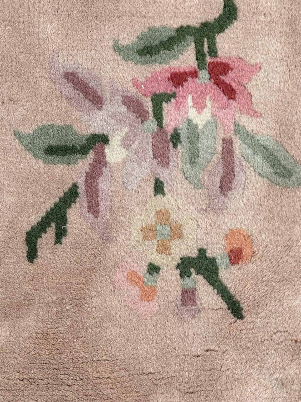 Hand-Knotted pretty vintage Chinese art deco design rug For Sale