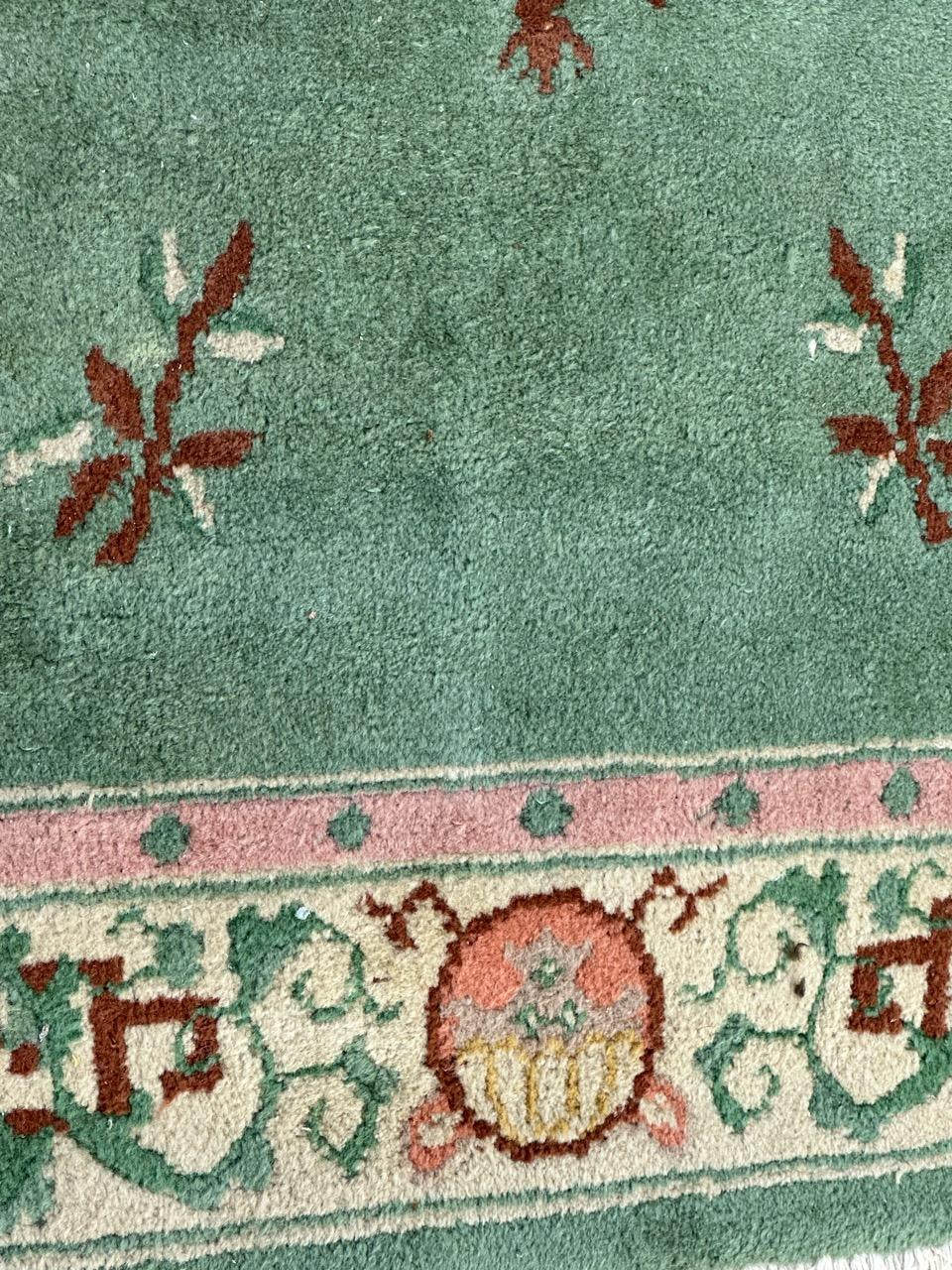 Pretty vintage Chinese art deco rug For Sale 4