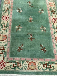 Pretty vintage Chinese art deco rug