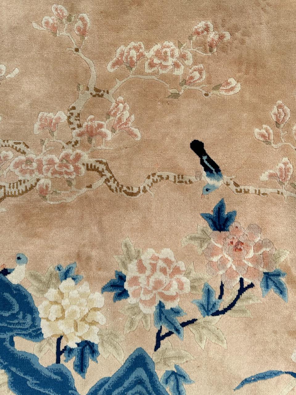 Noué à la main Joli tapis vintage de style art déco chinois. en vente