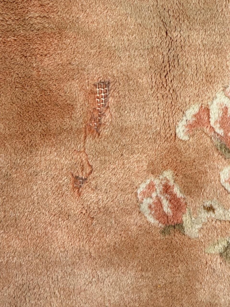 20ième siècle Joli tapis vintage de style art déco chinois. en vente