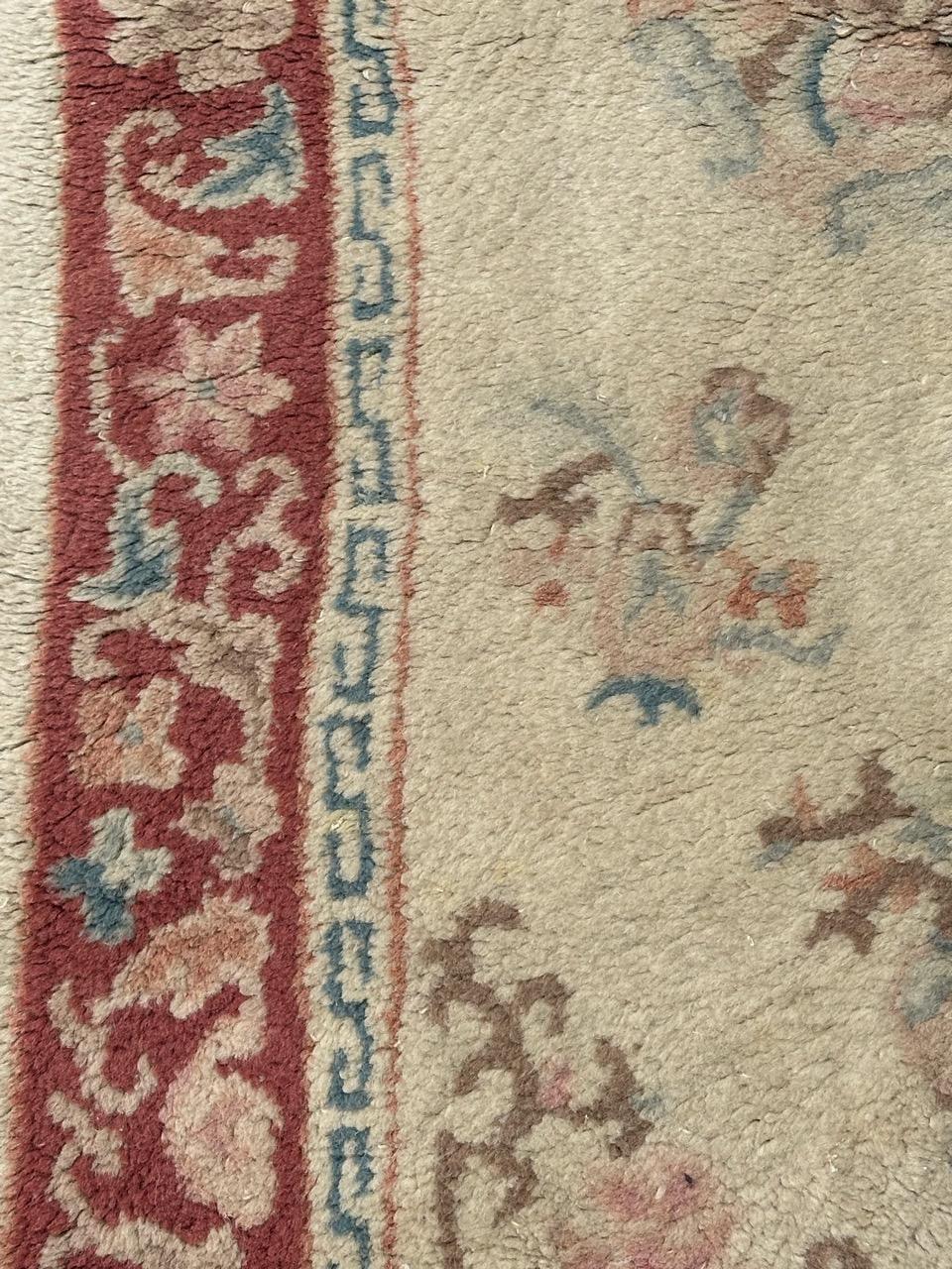 Pretty vintage Chinese hand tufted rug For Sale 1