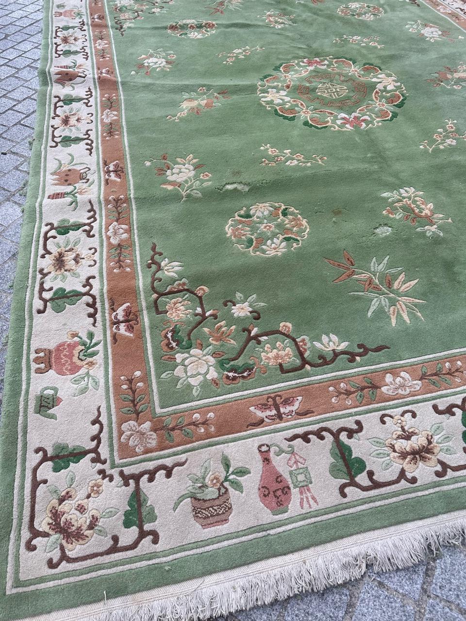 Bobyrug’s Pretty Vintage Chinese rug  For Sale 3