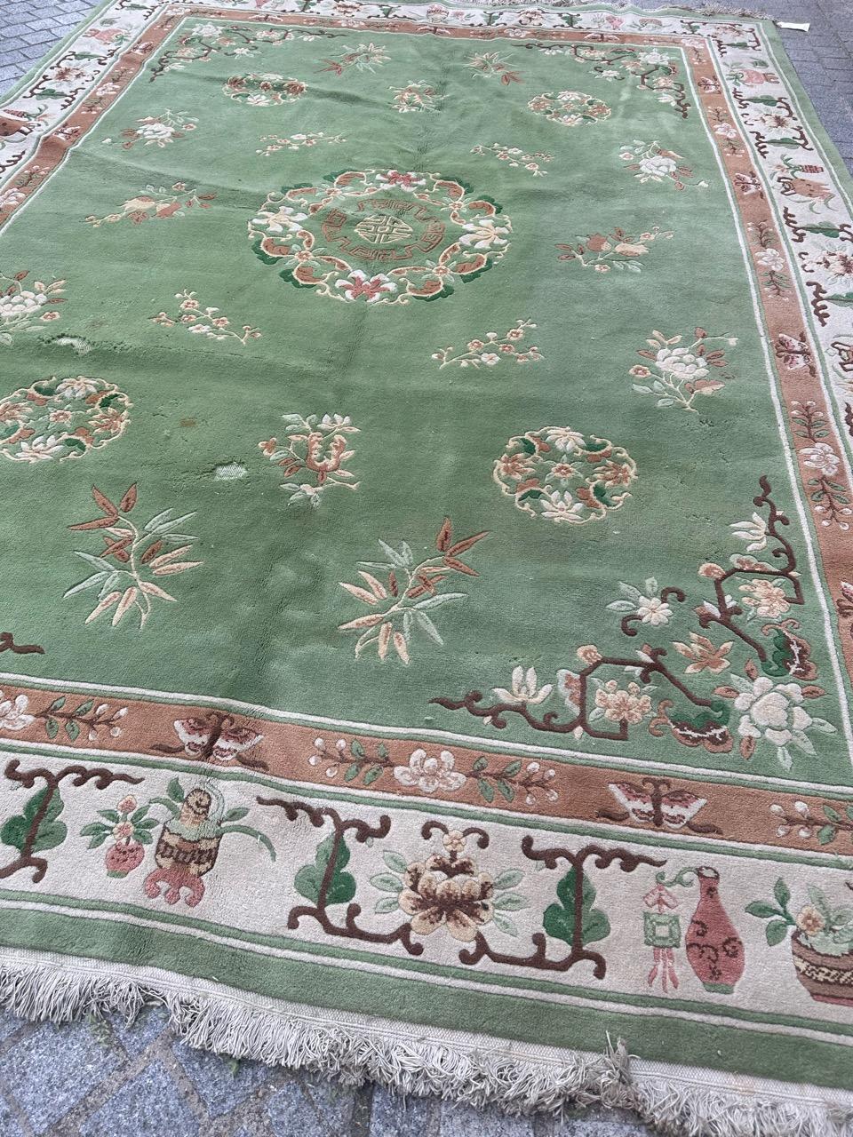 Bobyrug’s Pretty Vintage Chinese rug  For Sale 2