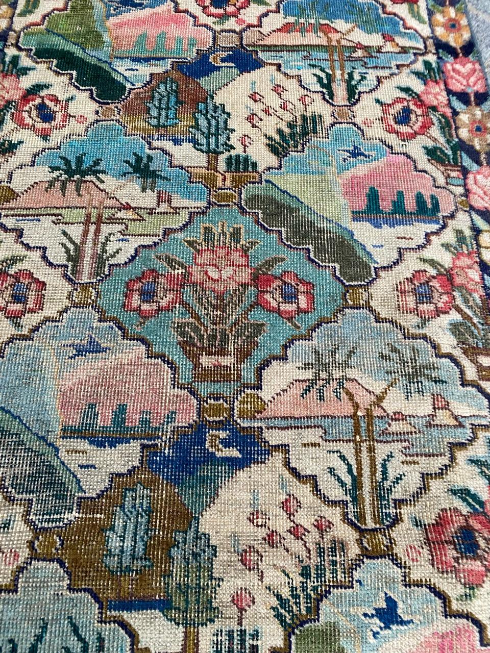 Bobyrug’s Pretty Vintage Decorative Mahal Rug In Good Condition For Sale In Saint Ouen, FR