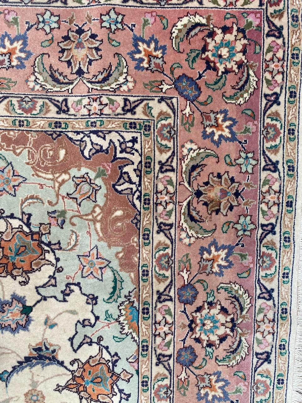 Schöner Tabriz-Teppich im Vintage-Stil (Wolle) im Angebot
