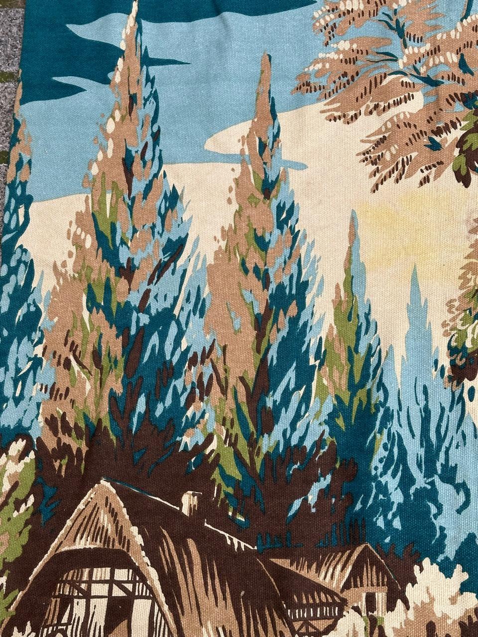 Pretty Vintage Französischer handgedruckter Wandteppich im Aubusson-Stil von Roga im Angebot 1