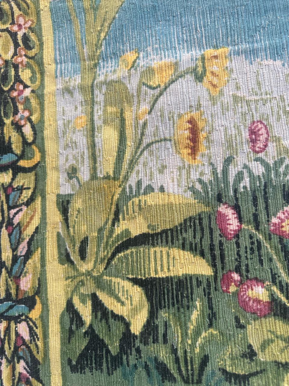 Bonito tapiz francés vintage estilo Aubusson estampado a mano, diseño medieval en venta 4