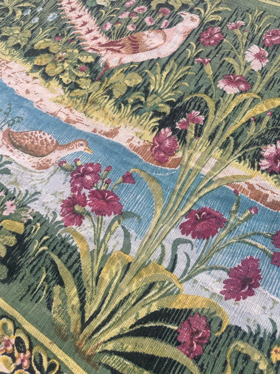 Bonito tapiz francés vintage estilo Aubusson estampado a mano, diseño medieval en venta 6