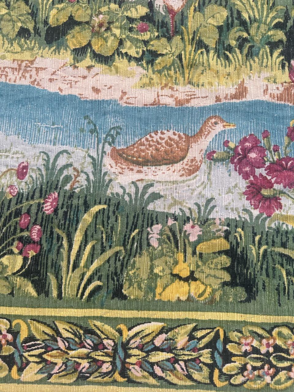Bonito tapiz francés vintage estilo Aubusson estampado a mano, diseño medieval en Bueno estado para la venta en Saint Ouen, FR