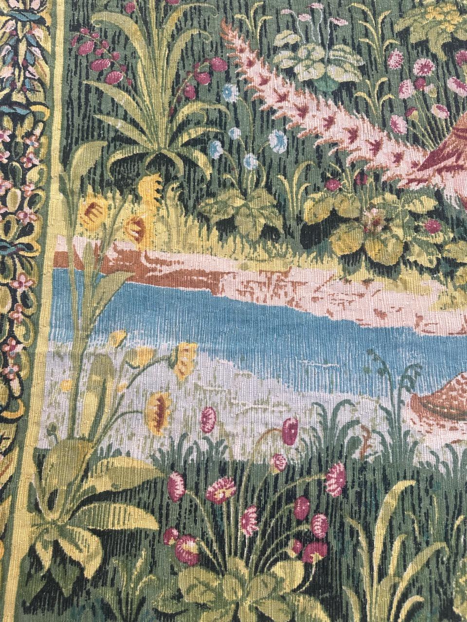 Bonito tapiz francés vintage estilo Aubusson estampado a mano, diseño medieval siglo XX en venta