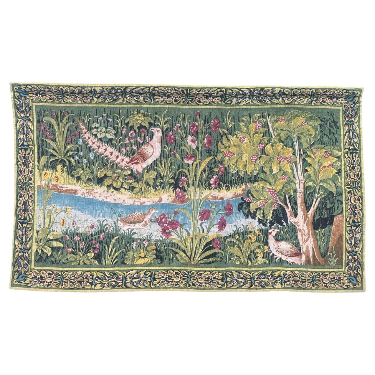 Grazioso arazzo vintage francese in stile Aubusson stampato a mano, disegno medievale