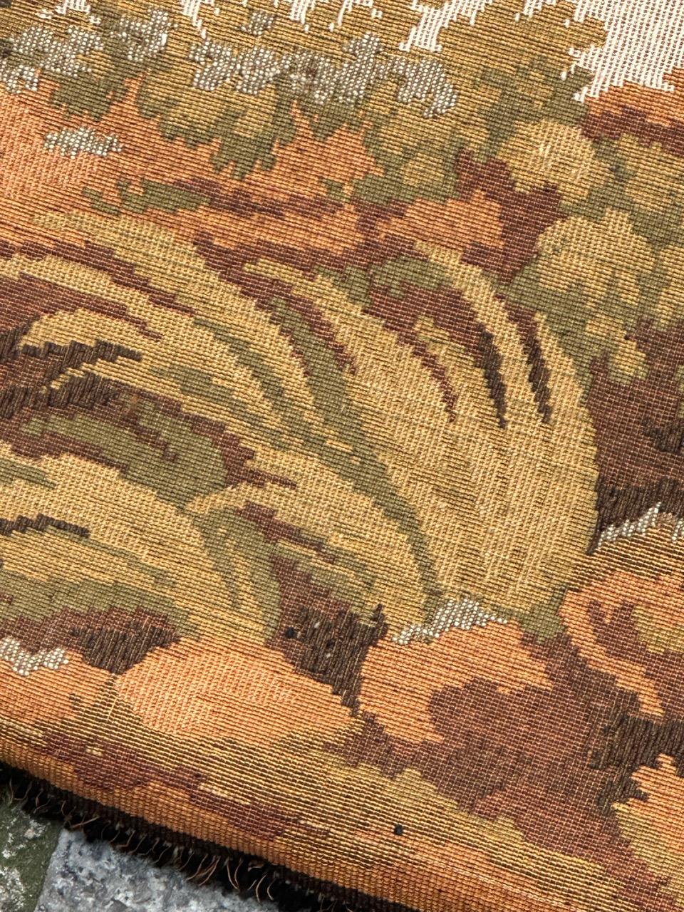 Schöner französischer Jacquard-Wandteppich im Aubusson-Stil, Vintage im Angebot 12
