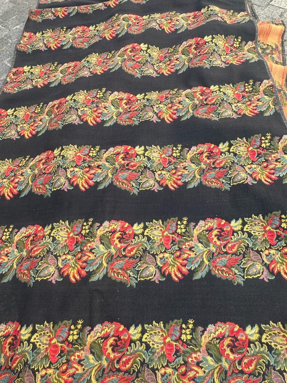 Schöner französischer Jacquard-Wandteppich im Aubusson-Stil aus Seidenstoff für die Bedeckung im Aubusson-Stil im Angebot 3