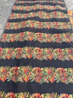 pretty vintage French Aubusson style Jacquard tapestry tissue for covering