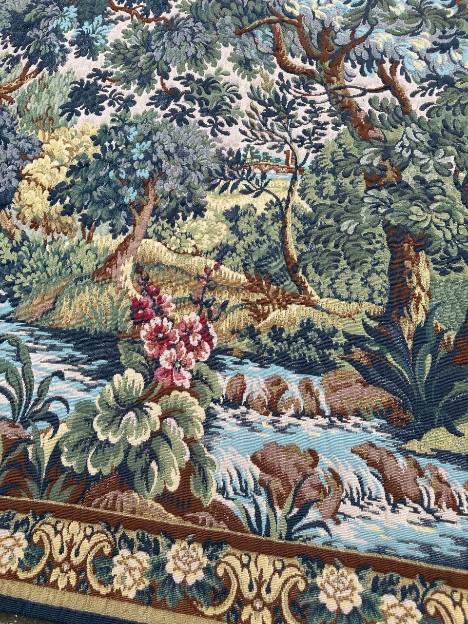 Pretty Vintage Französischer Jacquard-Wandteppich im Aubusson-Stil, Verdure (Maschinell gefertigt) im Angebot