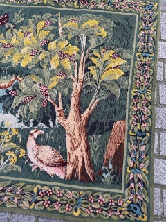 Jolie tapisserie française vintage de style Aubusson à l'aiguille, design médiéval