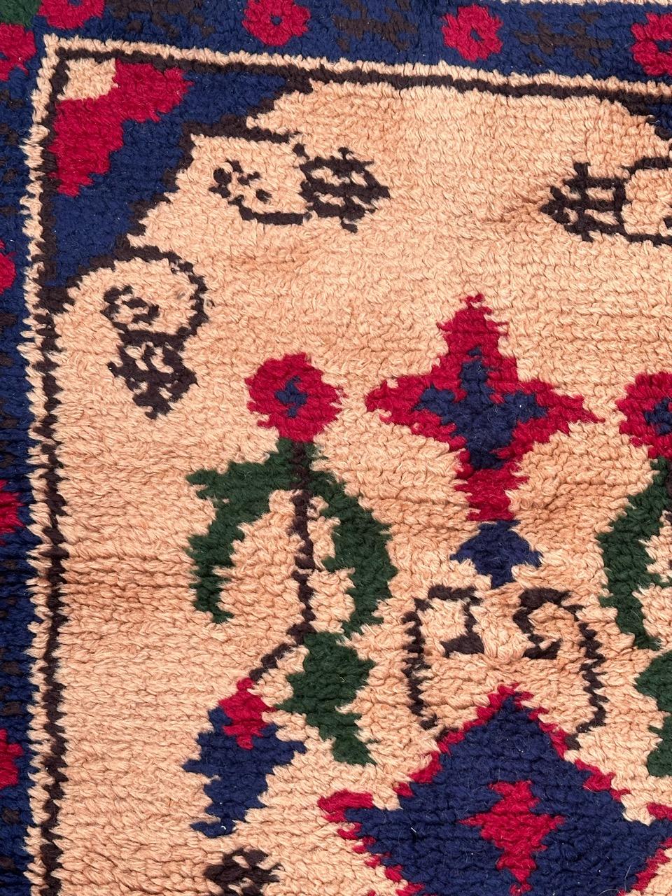 Schöner französischer Cogolin-Teppich im Oushak-Design im Vintage-Stil im Angebot 3