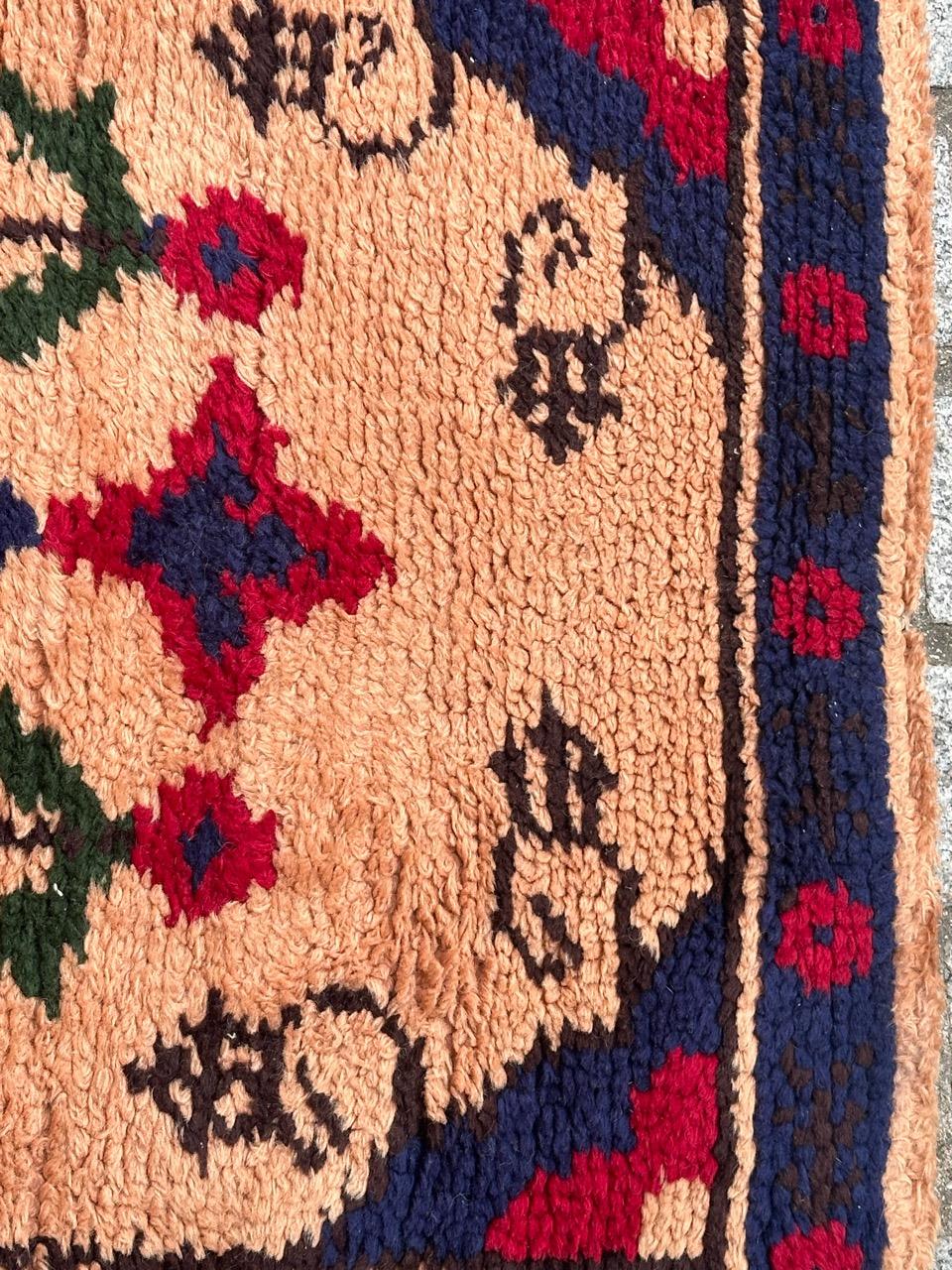 Schöner französischer Cogolin-Teppich im Oushak-Design im Vintage-Stil im Zustand „Gut“ im Angebot in Saint Ouen, FR