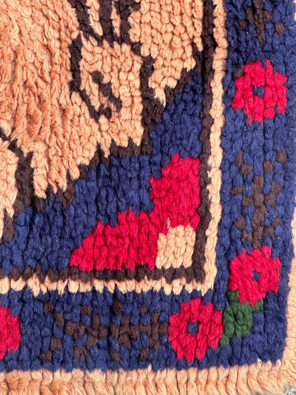 Schöner französischer Cogolin-Teppich im Oushak-Design im Vintage-Stil (Wolle) im Angebot