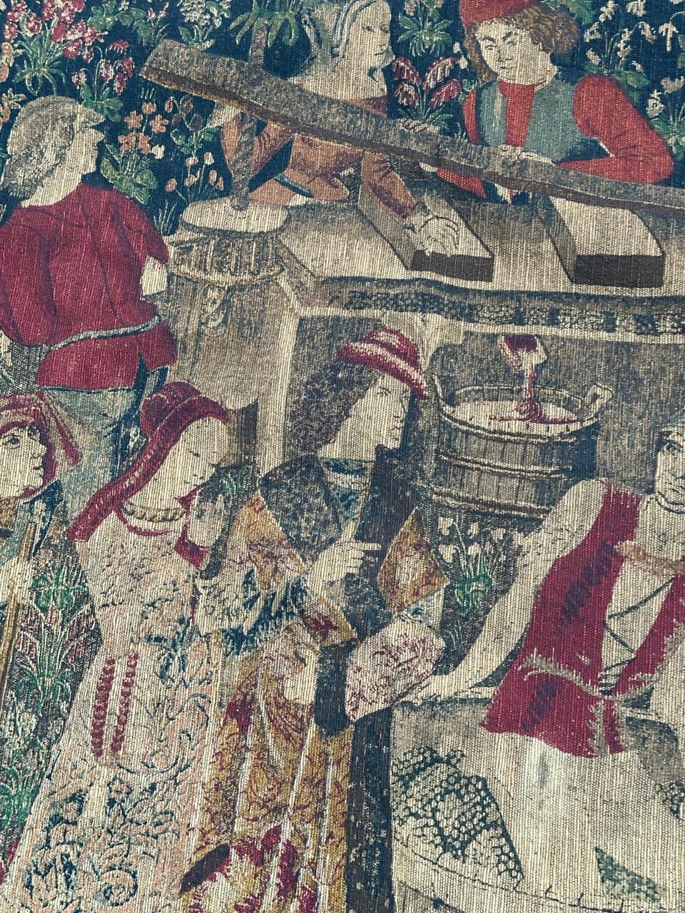 Jolie tapisserie française imprimée à la main, design de musée des Vendanges en vente 7
