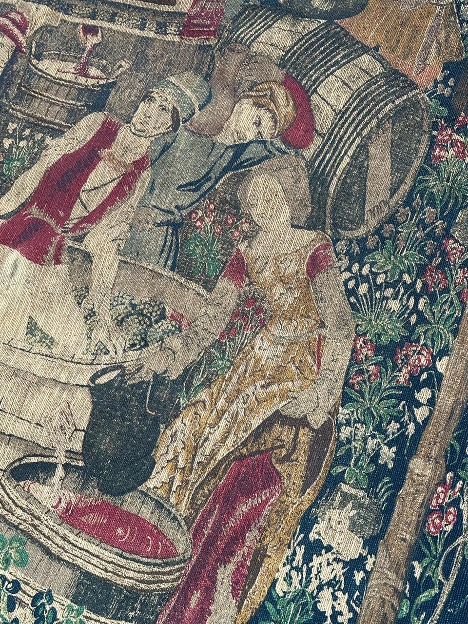 Français Jolie tapisserie française imprimée à la main, design de musée des Vendanges en vente