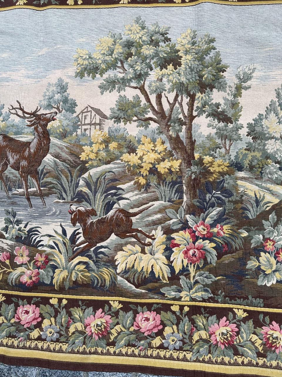 Pretty vintage French jacquard tapestry Aubusson style, deer hunting design  In Good Condition For Sale In Saint Ouen, FR